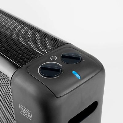 7. Grzejnik mikatermiczny Black+Decker BXMRA1500E