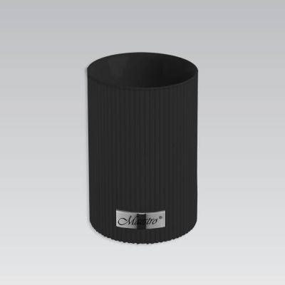 5. Przybory kuchenne 8 el. MR-1542-BLACK MAESTRO