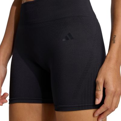 4. Spodenki damskie adidas Workout Essentials 4 inch czarne JX3902