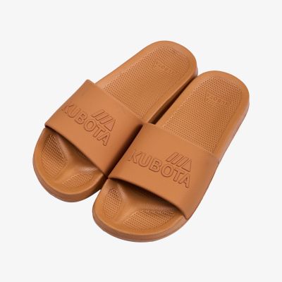 4. Klapki basenowe basic plain camel KUBKBB-SS24-03-21
