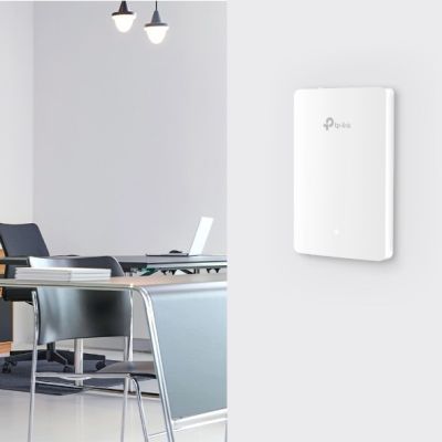 10. Access Point TP-LINK EAP615-WALL