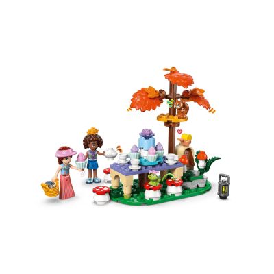 6. LEGO Friends 42690 - Podwieczorek w lesie