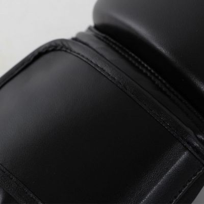 8. Rękawice bokserskie adidas Speed 50 czarne