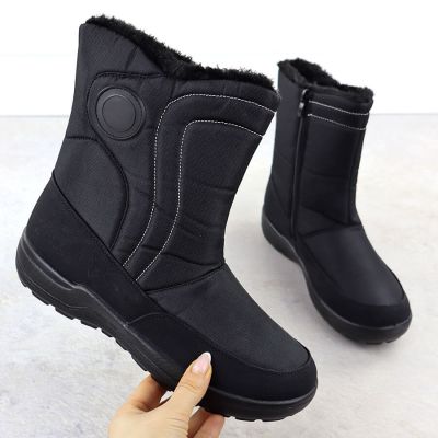 5. Śniegowce damskie płaskie ocieplane czarne Potocki SU33310