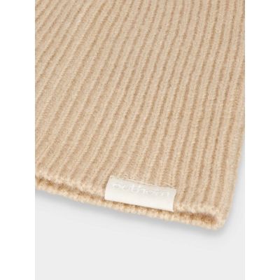 2. Czapka zimowa damska Outhorn OTHAW22ACAPF043