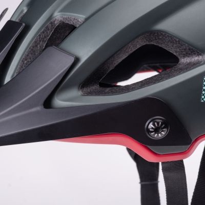 15. Kask Radvik slag 92800354335