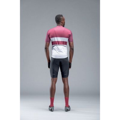 4. Spodenki rowerowe NORTHWAVE FAST Bibshort - czarny