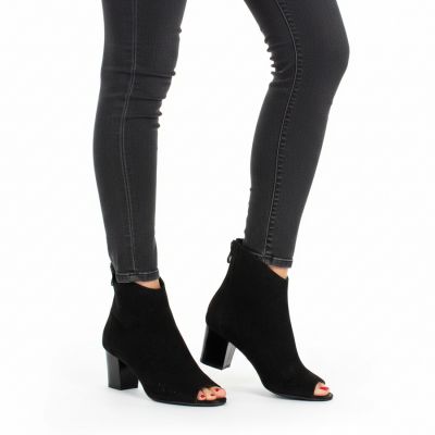 5. Botki damskie ażurowe open toe czarne M.Daszyński MR1954-23