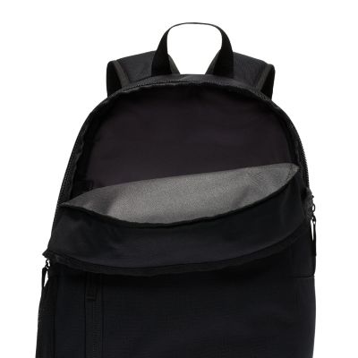 13. Plecak Nike Elemental BA6032 010 + piórnik