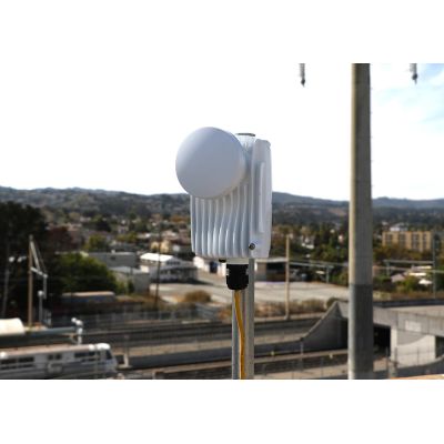 2. Mimosa C6X Urządzenie klienckie | Wi-Fi 6E, 1.75Gbps, 5,1-6,4 GHz, 8dBi, IP67