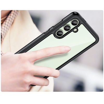 4. Etui silikonowe Outer Space Case z żelową ramką do Samsung Galaxy S24 FE - czarne