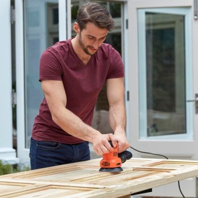 7. Black & Decker BEW200 12000 RPM Czarny, Pomarańczowy 200 W