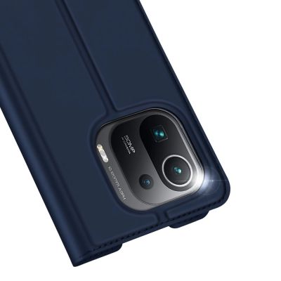 3. DUX DUCIS Skin Pro kabura etui pokrowiec z klapką Xiaomi Mi 11 Pro niebieski