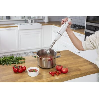 5. Blender ręczny-zestaw MPM MBL-43, pojemnik 500 ml z nożem ze stali nierdzewnej, przystawka miksująca ze stali nierdzewnej, Moc: 600W