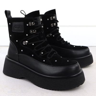 3. Skórzane botki damskie z cyrkoniami na platformie czarne Goe SS2N4140