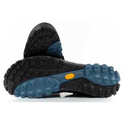 19. Buty Aku Selvatica Mid Gore-Tex M 672 593
