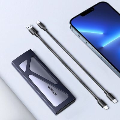 11. Obudowa Ugreen CM578 15512 na dysk M.2 NVMe 10Gbps - czarna + kabel USB-C / USB-A + kabel USB-C / USB-C