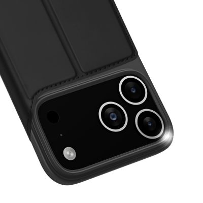 5. Etui Dux Ducis Skin Pro na iPhone 17 Pro Max z klapką i miejscem na kartę - czarne