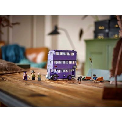 10. LEGO HARRY POTTER 76446 Przygoda na pokładzie Błędnego Rycerza