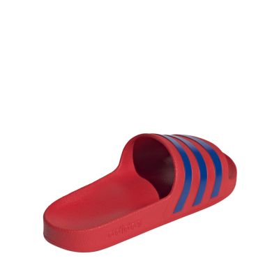 3. Klapki adidas Adilette Aqua czerwono-niebieskie IH9012