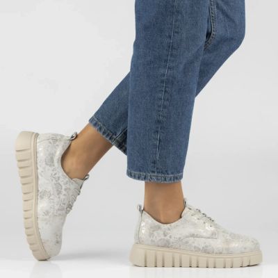 6. Skórzane półbuty na platformie w kwiaty srebrne DP6846 Filippo