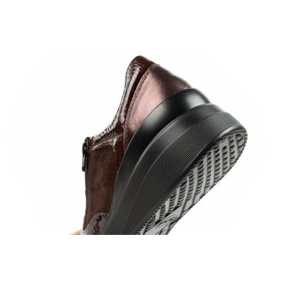 7. Scholl Emma Laces uty damskie sportowe skórzane brązowe platforma