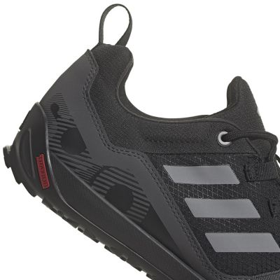5. Buty adidas Terrex Swift Solo 2 M IE6901