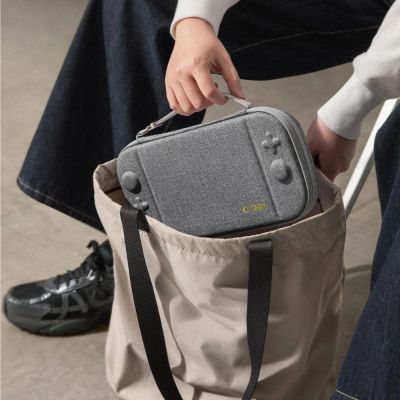 9. Etui Tech-Protect Slim Pouch na Nintendo Switch 2 - szare