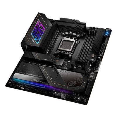 25. Płyta główna ASRock X870E Taichi