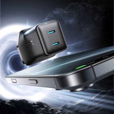 2. Ładowarka sieciowa Joyroom JR-TCG17 45W 2 x- USB-C (wtyczka UK) - czarna