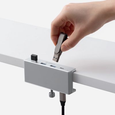 4. Hub Orico MH4PC montowany na zacisk USB-C / 3x USB-A 3.0 + 1x USB-C 3.0 - srebrny