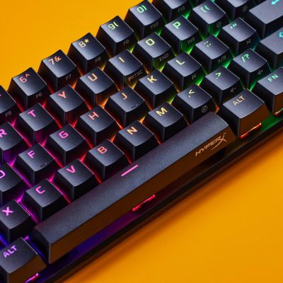 16. HyperX Alloy Origins 65 czarny / Klawiatura gamingowa / mechaniczna / HyperX czerwony / US / RGB / USB-C