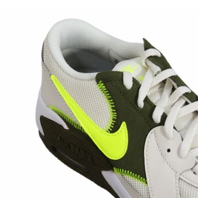 6. Buty sportowe dziecięce Nike Air Max Excee - CD6894-021