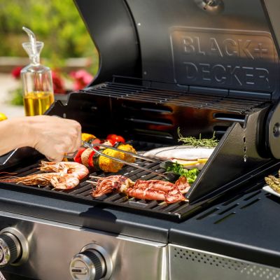13. Grill gazowy Black+Decker BXOG7200E 2 palniki x 3.6 kW
