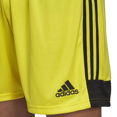 2. Spodenki adidas Tastigo 19 Shorts M DP3249