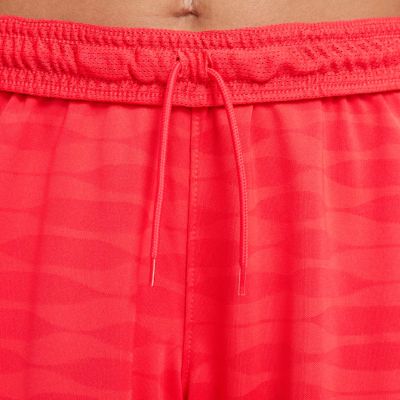 12. Spodenki Nike Dri-FIT Strike W CW6095-660