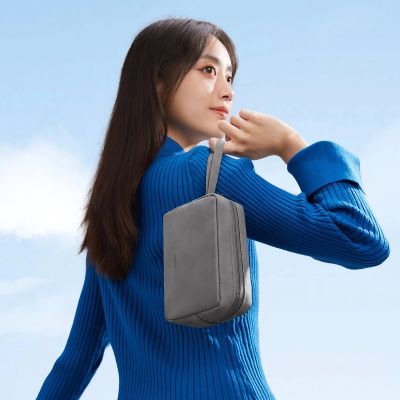 8. Baseus EasyJourney Series mała torba podróżna pokrowiec etui na telefon słuchawki i inne drobiazgi szara