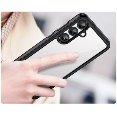 5. Etui silikonowe Outer Space Case z żelową ramką do Samsung Galaxy S25+ - czarne