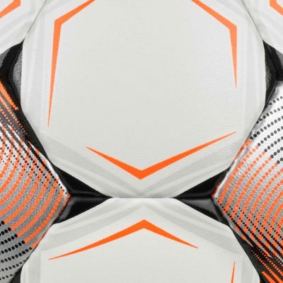 4. Piłka nożna Select Futsal Master grain v26 FIFA Basic biało-czarno-pomarańczowa 1014386/310020