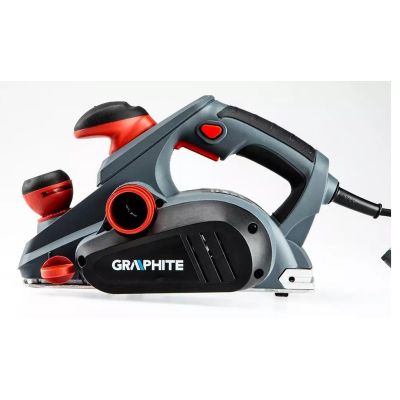 6. Strug 850W, głębokość strugania 3 mm, szerokość strugania 82 mm