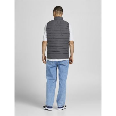 17. Kamizelka Jack & Jones Jjerecycle Bodywarmer Noos M 12211132