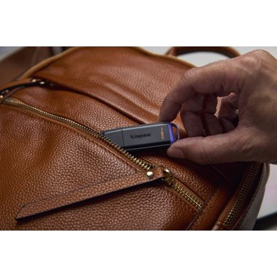 12. KINGSTON 512GB Portable USB 3.2 Gen 1 DataTraveler Exodia Black/Purple