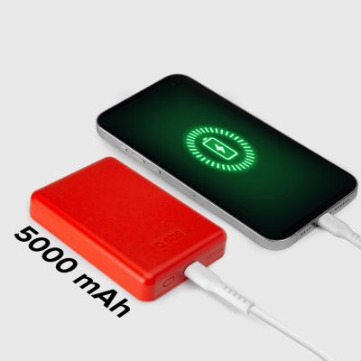 7. Powerbank SBS TEBB5000MAG1CR 5000 mAh kompatybilny z MagSafe - czerwony