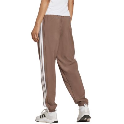 9. Spodnie adidas Train Essentials 3-Stripes Woven W JY2168
