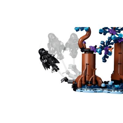 6. LEGO Harry Potter 76475 - Zakazany Las: Expecto Patronum