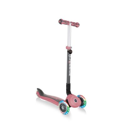 26. Hulajnoga jeździk rowerek Globber GO-UP Deluxe Lights 646-210