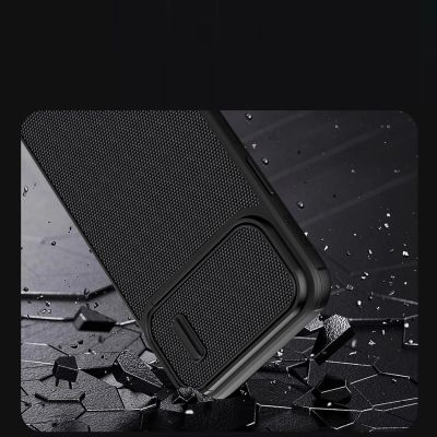 8. Nillkin Textured S Case etui iPhone 14 Pro Max pancerny pokrowiec z osłoną na aparat niebieski