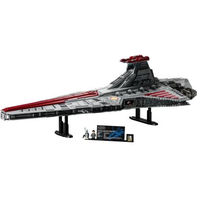 3. LEGO Star Wars 75367 Gwiezdny Niszczyciel typu Venator