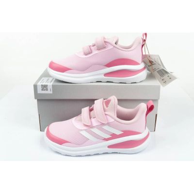 21. Buty sportowe adidas FortaRun Jr GV7857