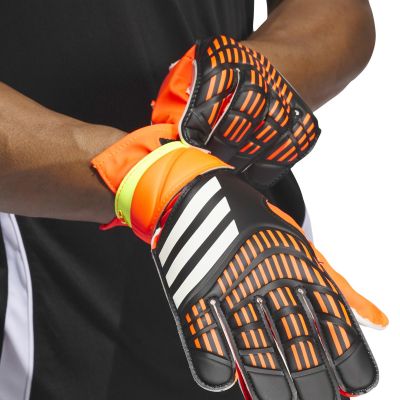 2. Rękawice bramkarskie  adidas Predator Training M IQ4027